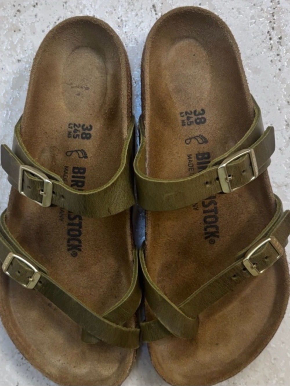 Birkenstock Mayari Sandal in Olive Oiled Leather size 38